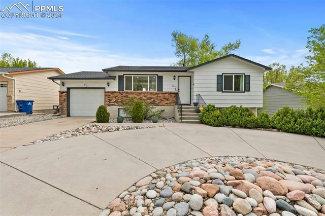 1845 SHAWNEE DR, COLORADO SPRINGS, CO 80915, photo 1 of 36